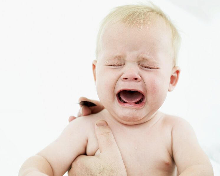 Bebeklerin Ağlamasının Çeşitli Nedenleri ve Çözümleri