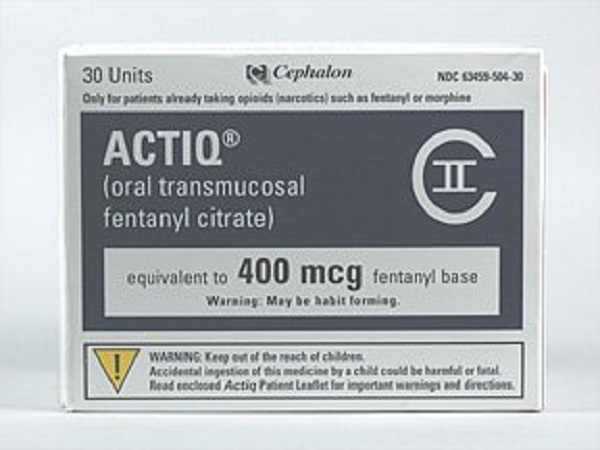 ACTIQ 400 mcg oromukozal aplikatörlü 3 pastil kutusunun resmi
